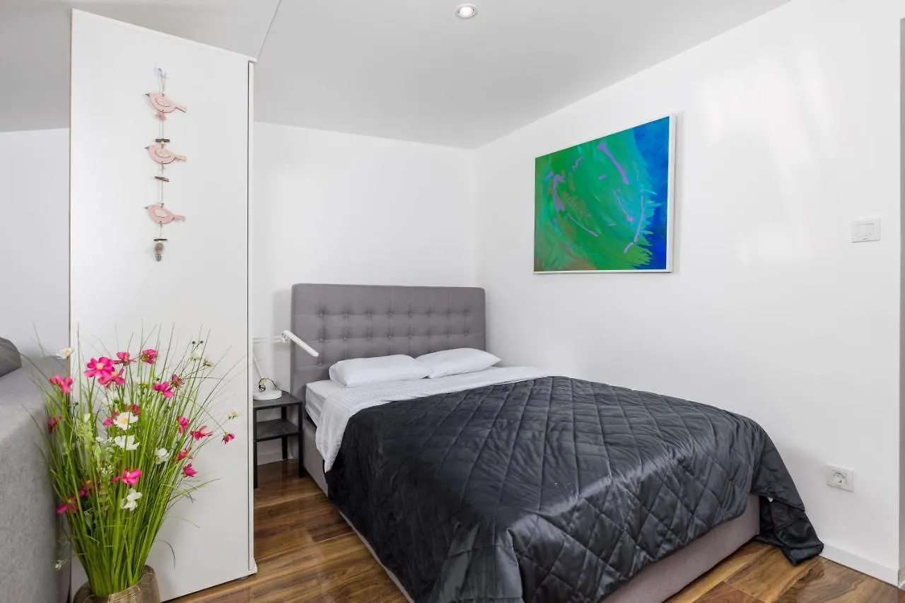 Apartman Tena Opatija 0*,  Croatia