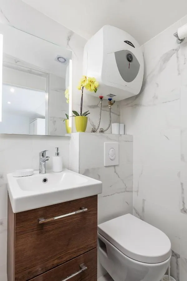 Apartman Tena Opatija 0*,  Croatia